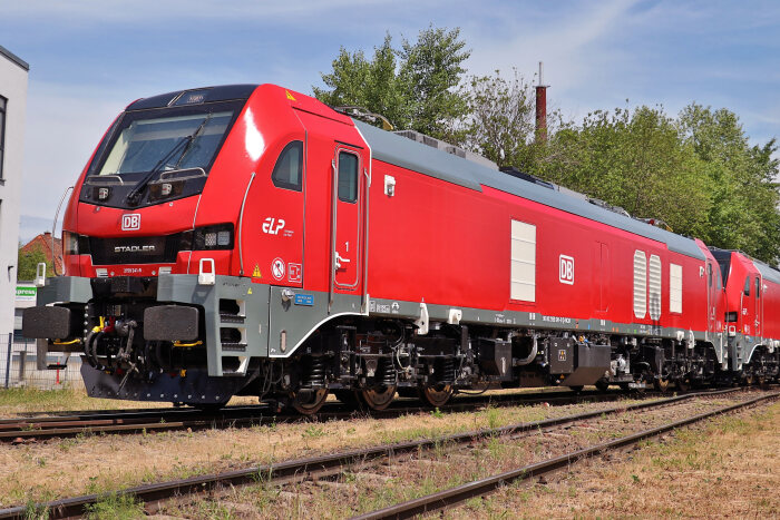 DB221229 EuroDual Lokomotiven bei DB Cargo